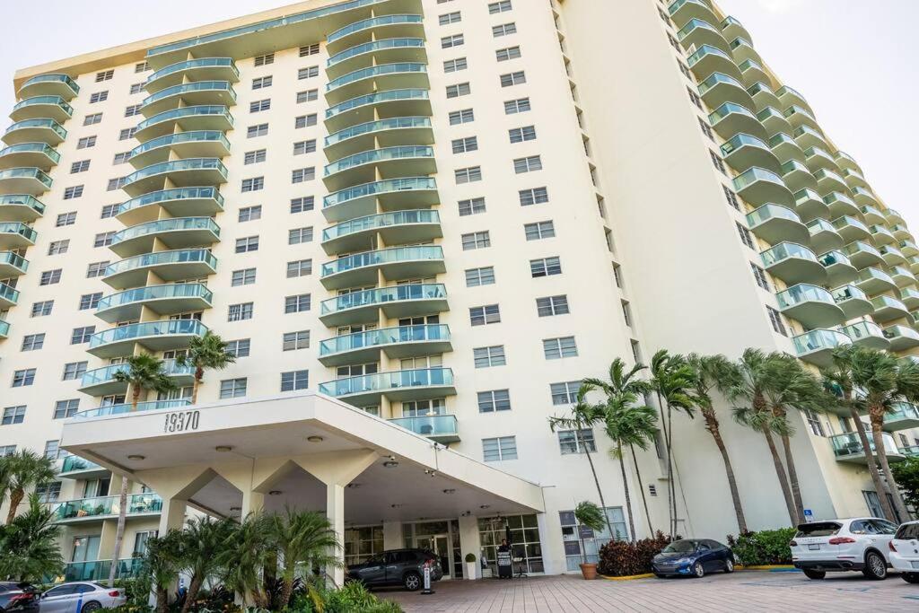 Ocean Reserve Sunny Isles 11Th Str-02330 Apartment Miami Beach Exterior photo