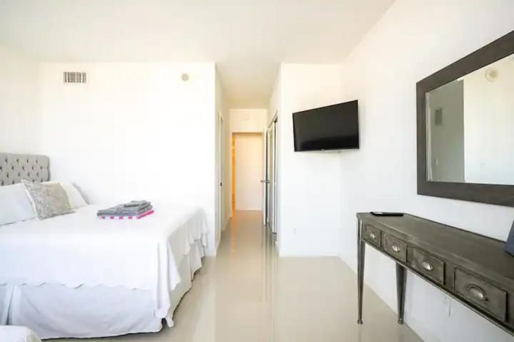 Ocean Reserve Sunny Isles 11Th Str-02330 Apartment Miami Beach Exterior photo